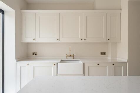 Southwell Grove Road E11