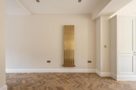 Southwell Grove Road E11