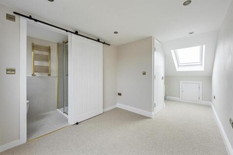 Southwell Grove Road E11