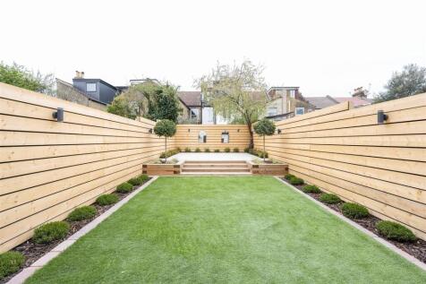 Southwell Grove Road E11