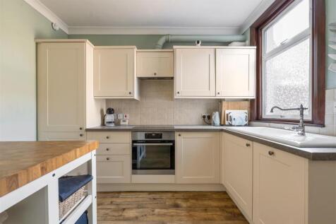 Tennyson Road, E15