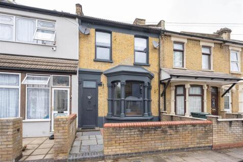 Halley Road E7