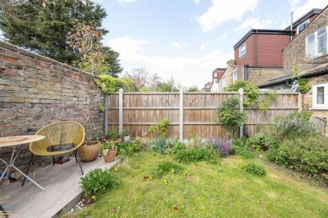 Mansfield Road E11