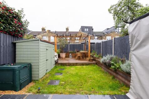 Birchdale Road, E7