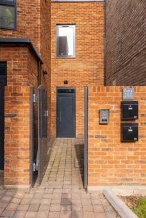 Radlett Close E7
