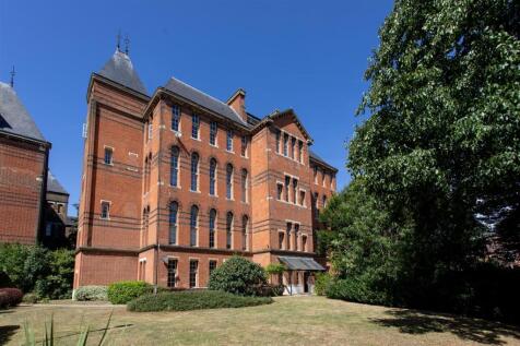 6 Langham House