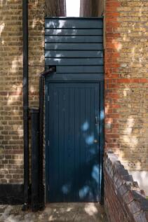 Crofton Road E13