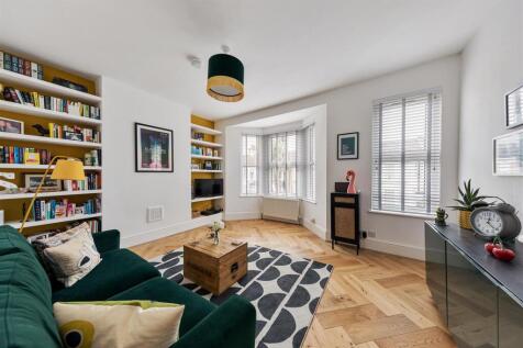 Lucas Avenue, E13