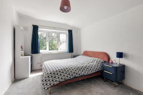 Lucas Avenue, E13