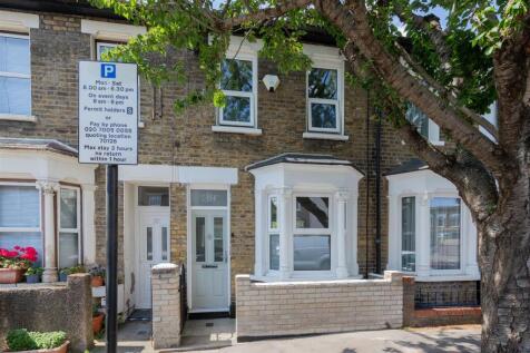Holness Road E15