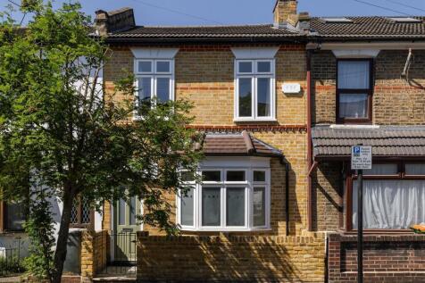 Trevelyan Road E15