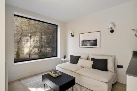 Sebert Road, E7