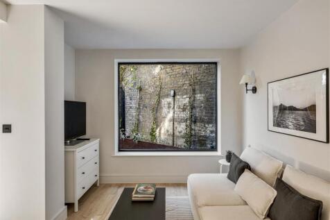 Sebert Road, E7