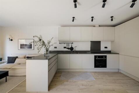 Sebert Road, E7