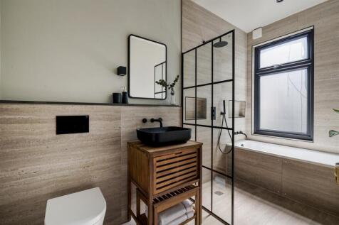 Sebert Road, E7