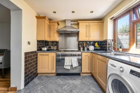 Kitchen-2.jpg