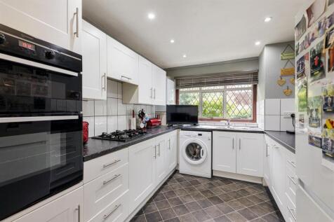 Westmorland Close, E12