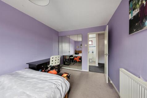 Westmorland Close, E12