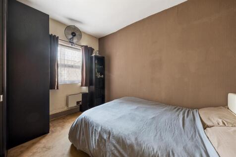 Thorpe Road, E7
