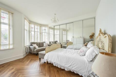 First-Bedroom-1.jpg