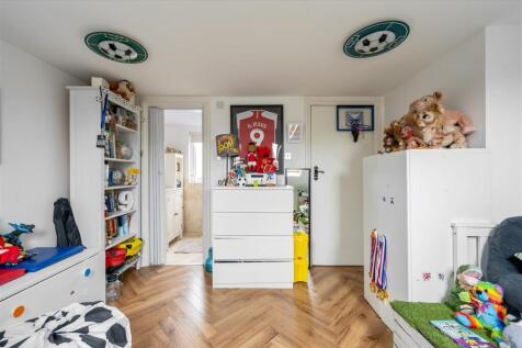 Loft-Bedroom-3.jpg