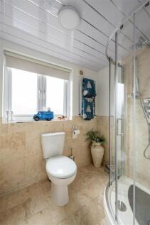 Loft-Bedroom-Ensuite-1.jpg