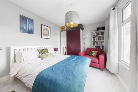 89, Stewart Road, E15