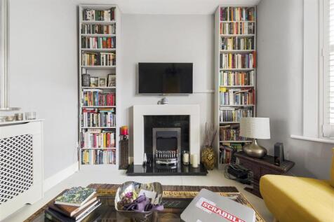 89, Stewart Road, E15