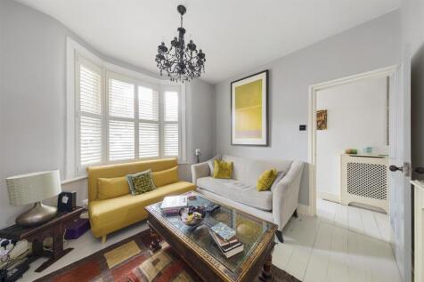 89, Stewart Road, E15