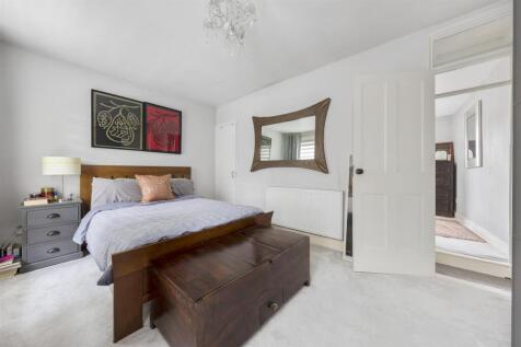 89, Stewart Road, E15