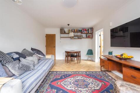 65a Fladgate Road, E11