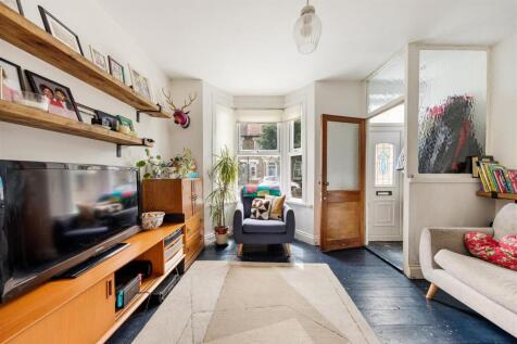 Thorpe Road, E7