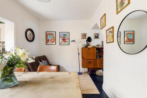 Thorpe Road, E7