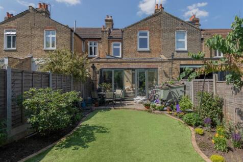 Harpenden Road E12