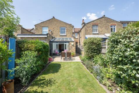 Dyson Road E11