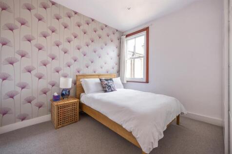 Dyson Road E11