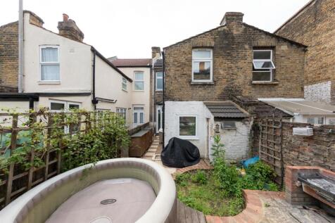 Ramsay Road E7
