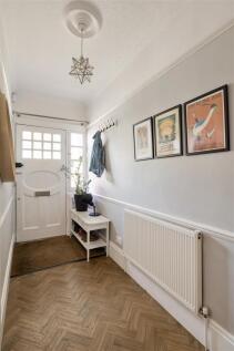 Woodcote Road, E11