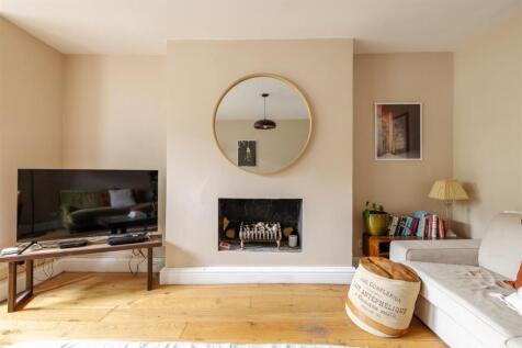 Hermon Hill E11