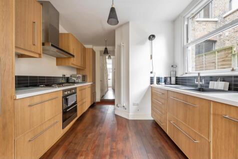 Cann Hall E11