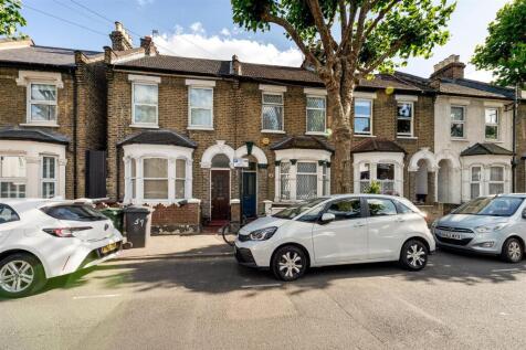 Malvern Road, E11