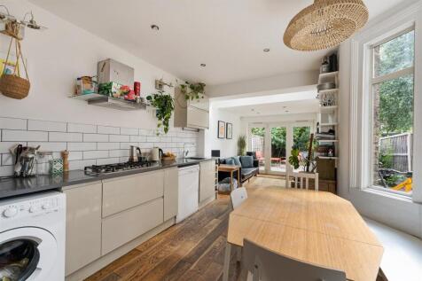 Malvern Road, E11