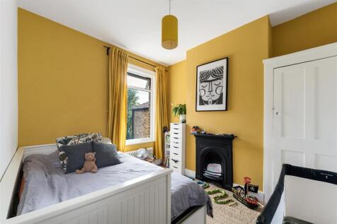 Malvern Road, E11
