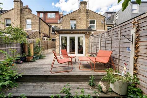 Malvern Road, E11