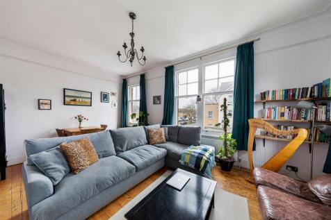 Spratt Hall Road E11