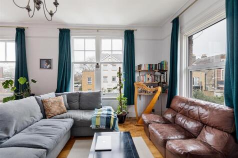 Spratt Hall Road E11