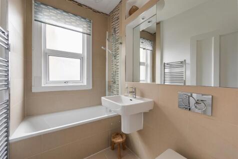 Spratt Hall Road E11