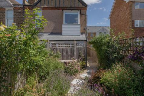 Spratt Hall Road E11