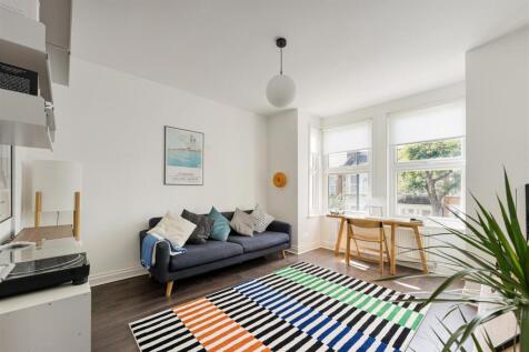 Cavendish Drive E11