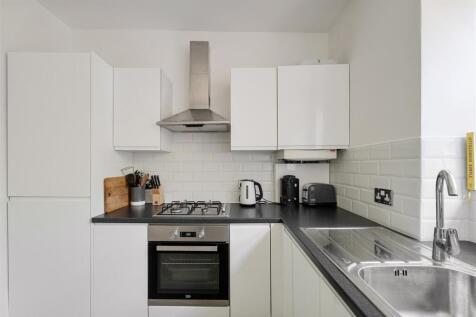 Cavendish Drive E11